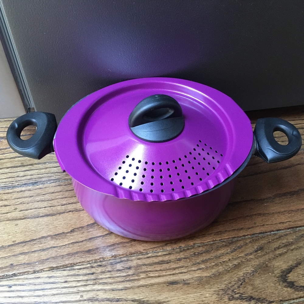 Bialetti Oval 5 Quart Pasta Pot with Strainer Lid